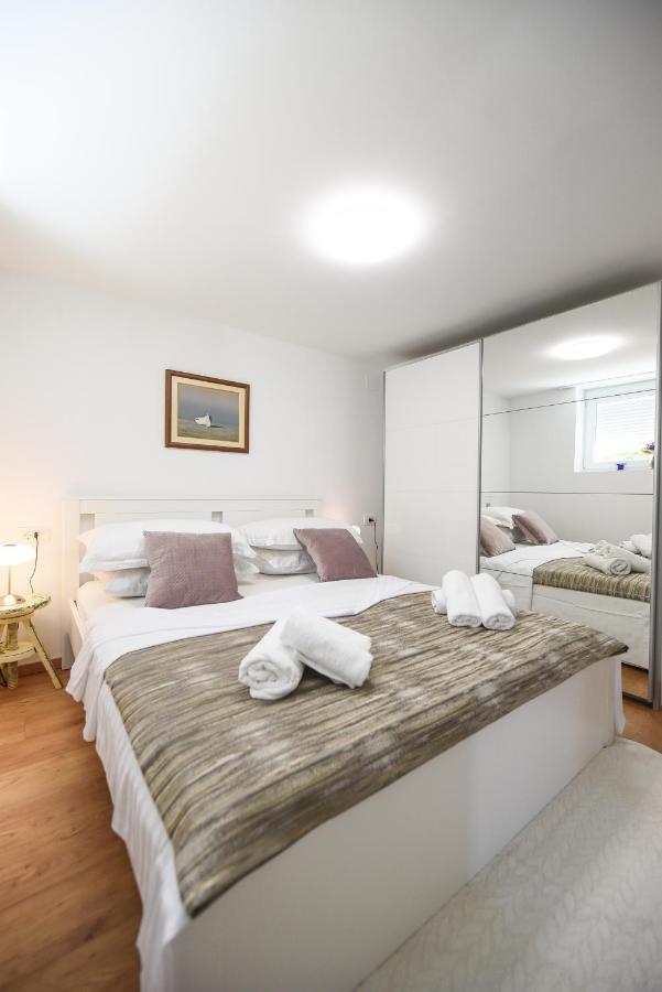 Apartman Maja Apartman Zára Kültér fotó